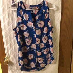 Daniel Rainn floral blouse